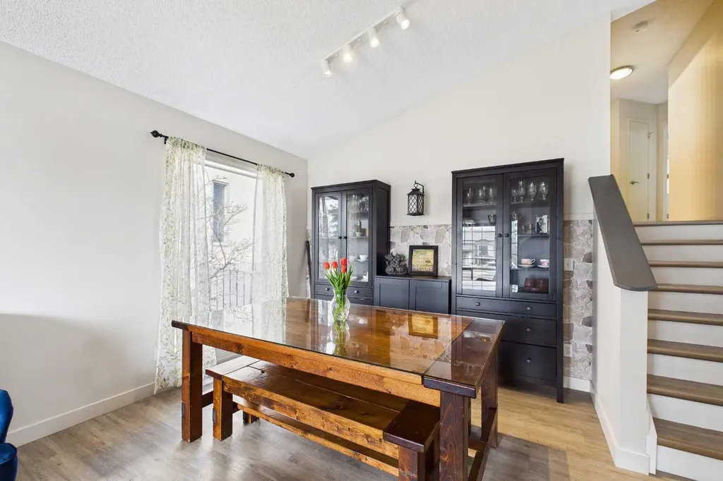 14 Citadel Drive NW Calgary AB T3G 3X7
