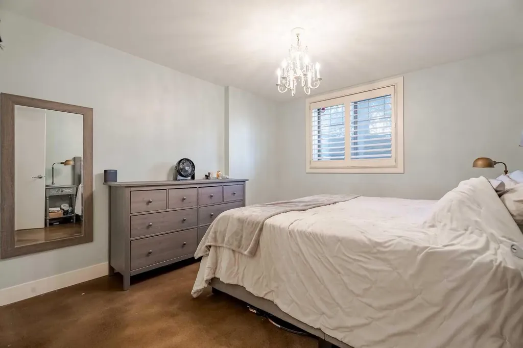 3704 15a Street SW Calgary AB T2T4C3