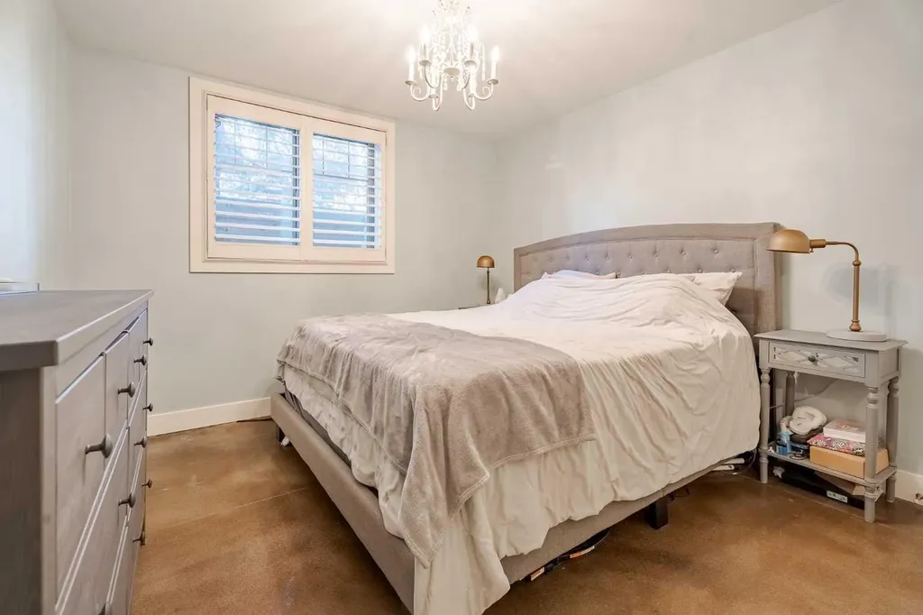 3704 15a Street SW Calgary AB T2T4C3
