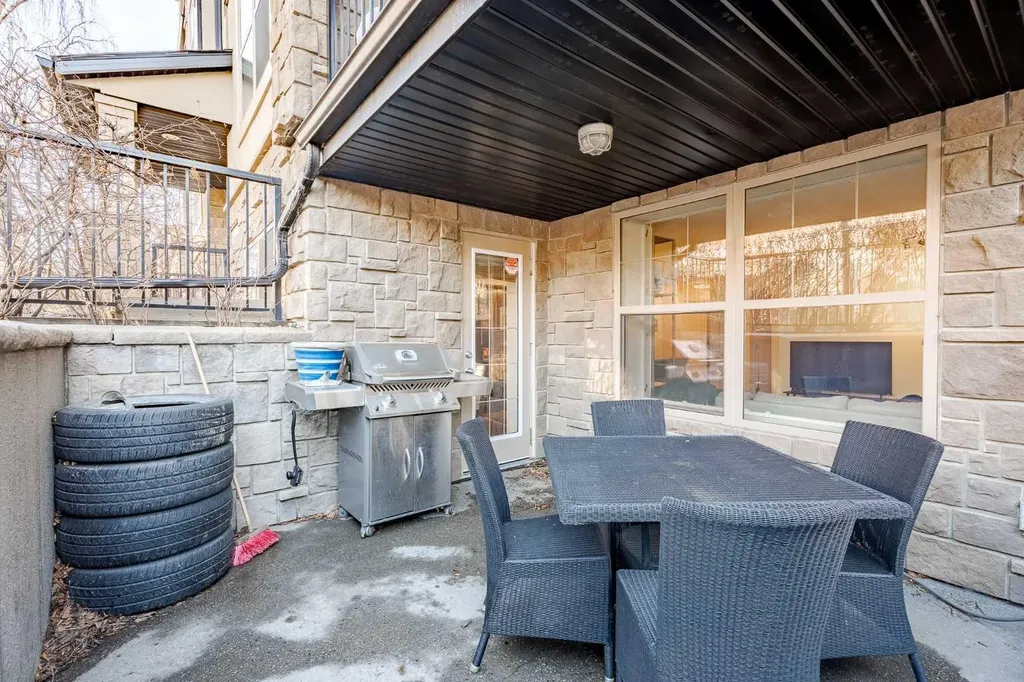 3704 15a Street SW Calgary AB T2T4C3