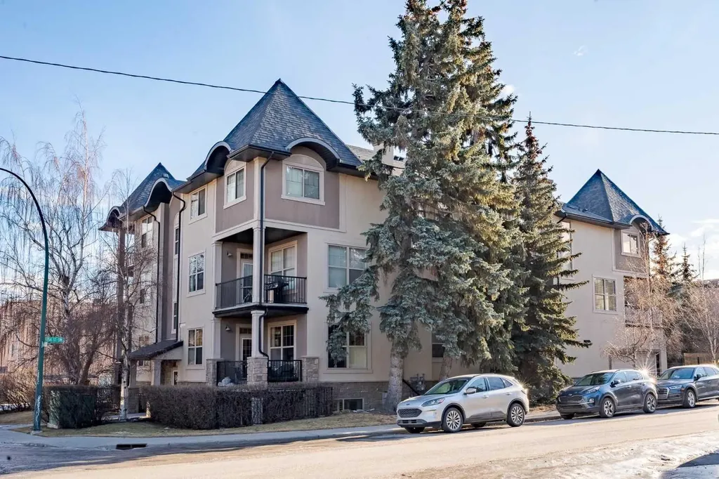 3704 15a Street SW Calgary AB T2T4C3