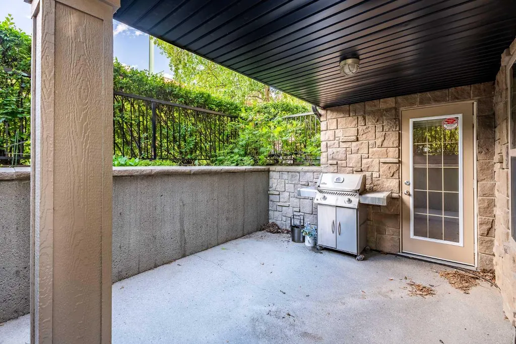 3704 15a Street SW Calgary AB T2T4C3