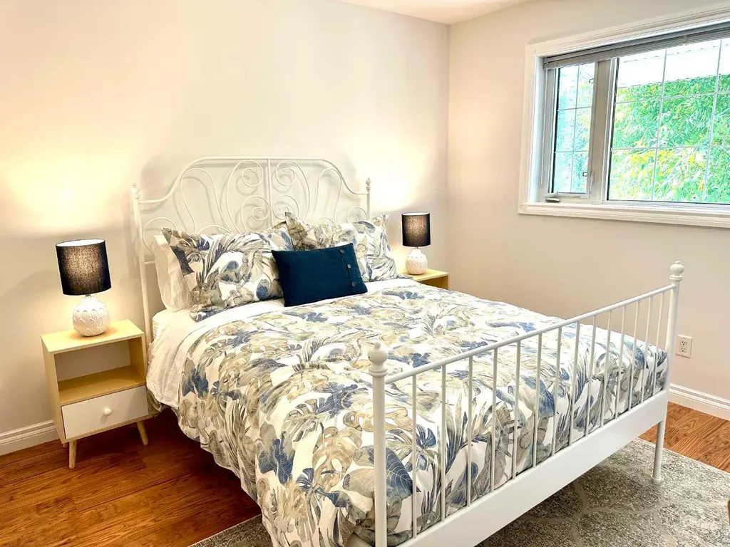 5028 Lakeshore Drive Sylvan Lake AB T4S 1A9