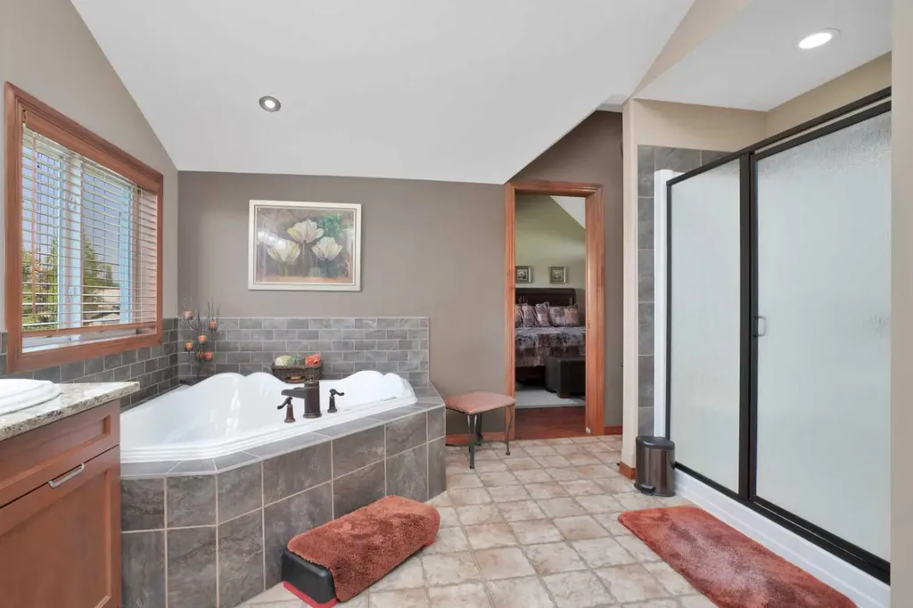 25054 South Pine Lake Road Rural Red Deer County AB T0M 1R0
