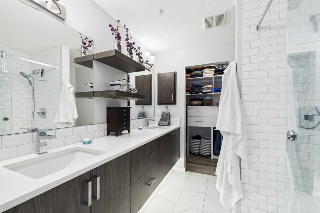 19489 Main Street SE Calgary AB T3M3J3