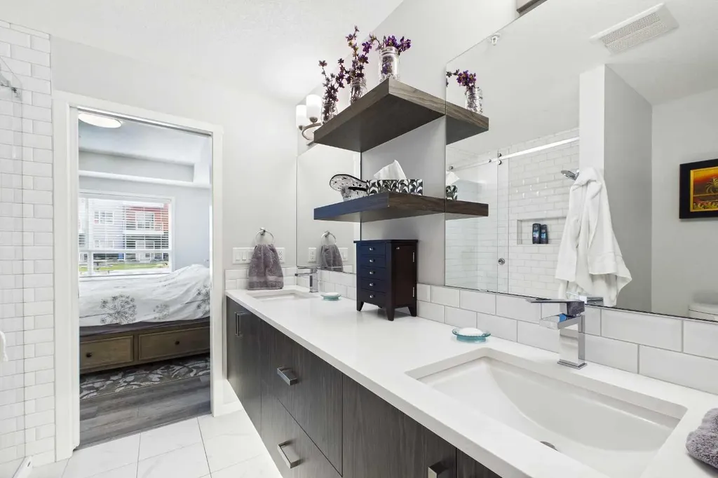 19489 Main Street SE Calgary AB T3M3J3