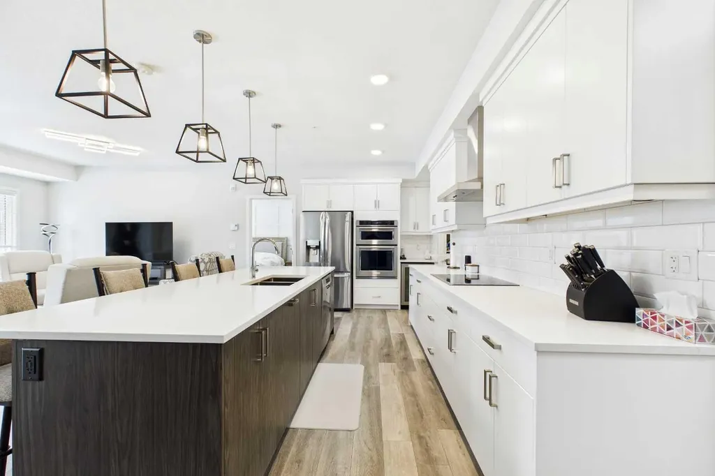 19489 Main Street SE Calgary AB T3M3J3