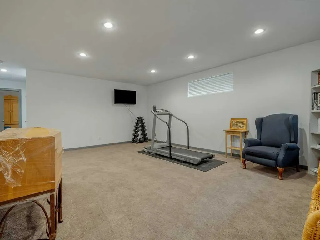 350 Uplands Boulevard N Lethbridge AB T1H 7C7