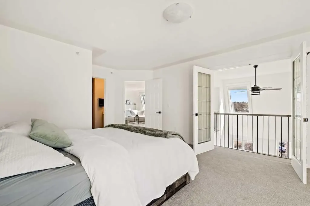 1110 5 Avenue NW Calgary AB T2N 0R6