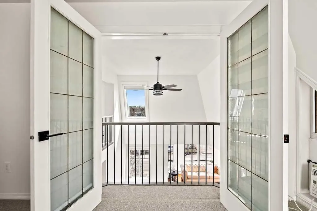 1110 5 Avenue NW Calgary AB T2N 0R6