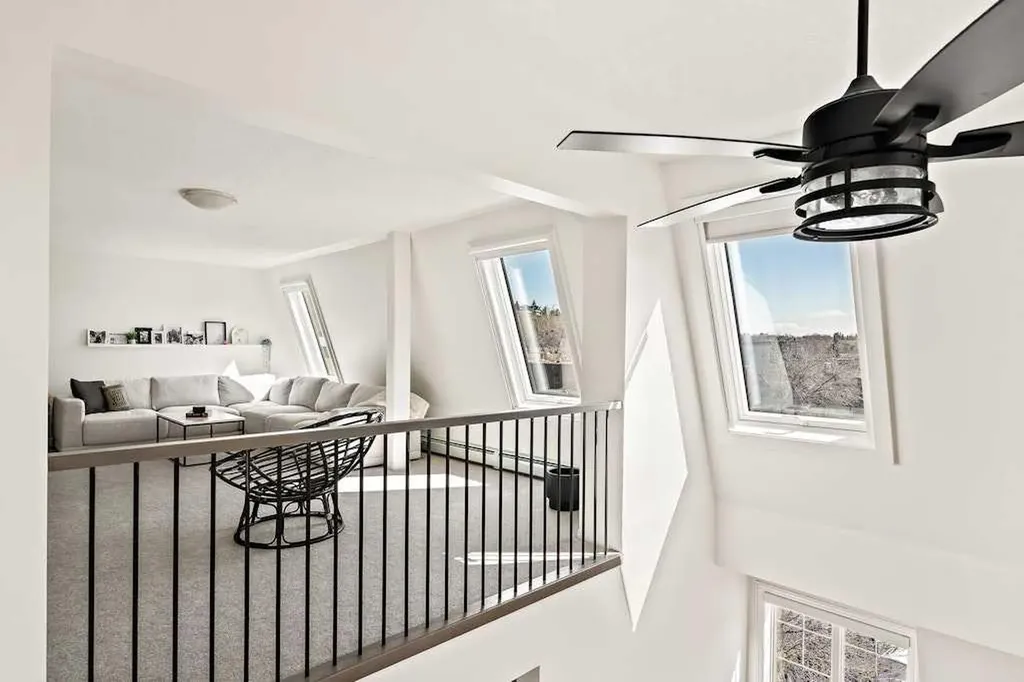 1110 5 Avenue NW Calgary AB T2N 0R6