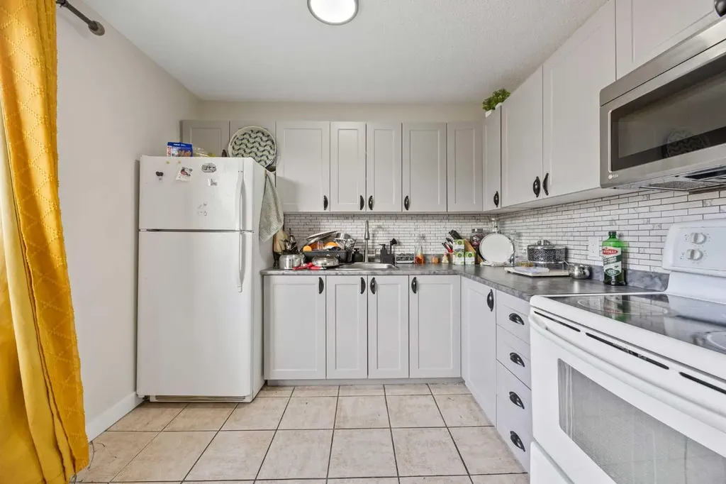 4360 58 Street NE Calgary AB T1Y 4S4