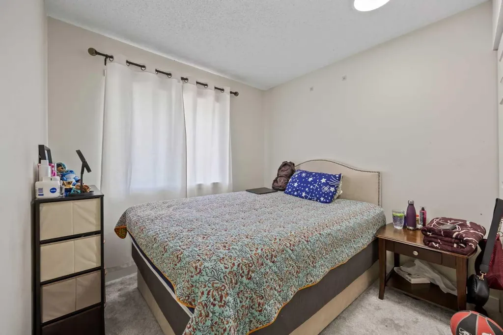 4360 58 Street NE Calgary AB T1Y 4S4