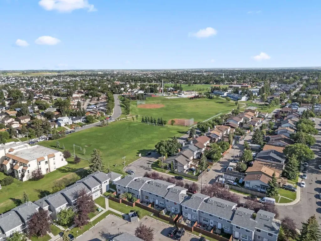 4360 58 Street NE Calgary AB T1Y 4S4