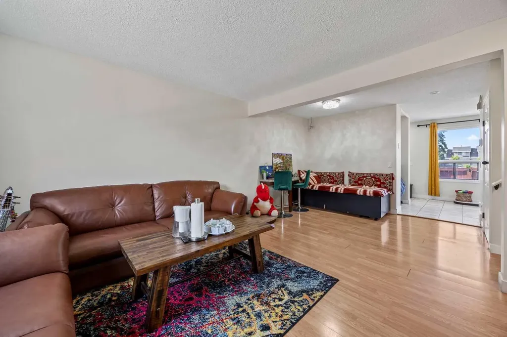 4360 58 Street NE Calgary AB T1Y 4S4