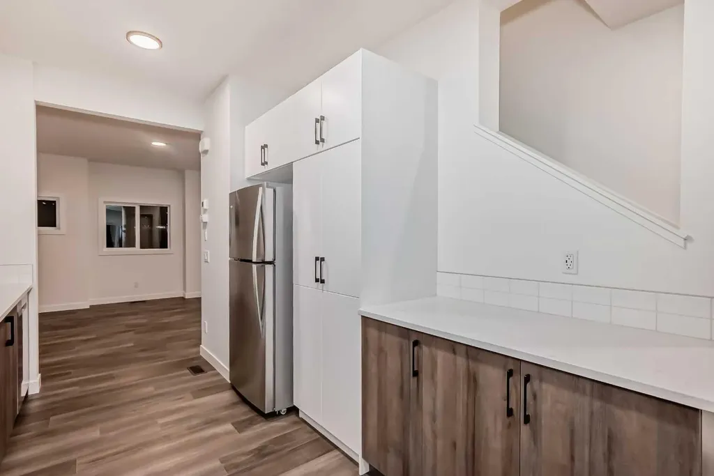 76 Tuscany Summit Square NW Calgary AB T3L 0G1
