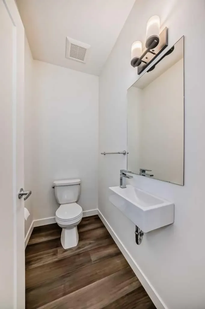 76 Tuscany Summit Square NW Calgary AB T3L 0G1