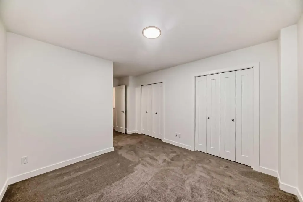 76 Tuscany Summit Square NW Calgary AB T3L 0G1