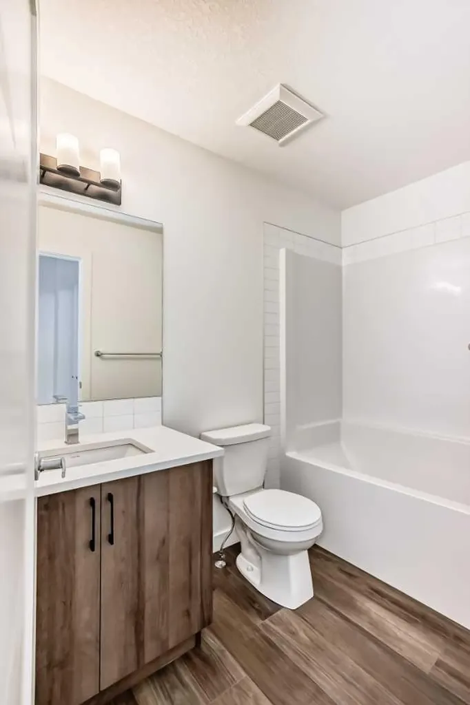 76 Tuscany Summit Square NW Calgary AB T3L 0G1