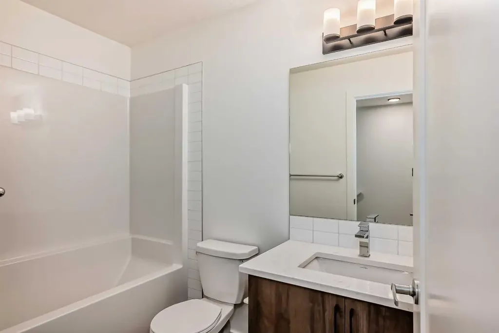 76 Tuscany Summit Square NW Calgary AB T3L 0G1