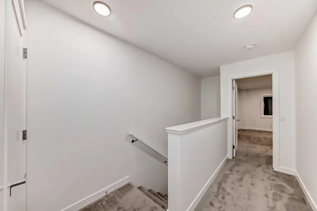 76 Tuscany Summit Square NW Calgary AB T3L 0G1