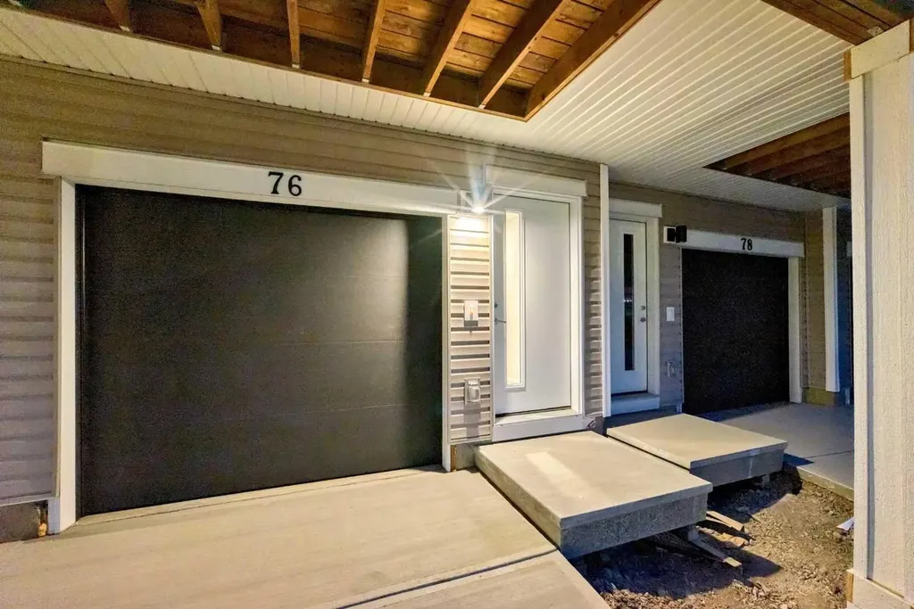 76 Tuscany Summit Square NW Calgary AB T3L 0G1