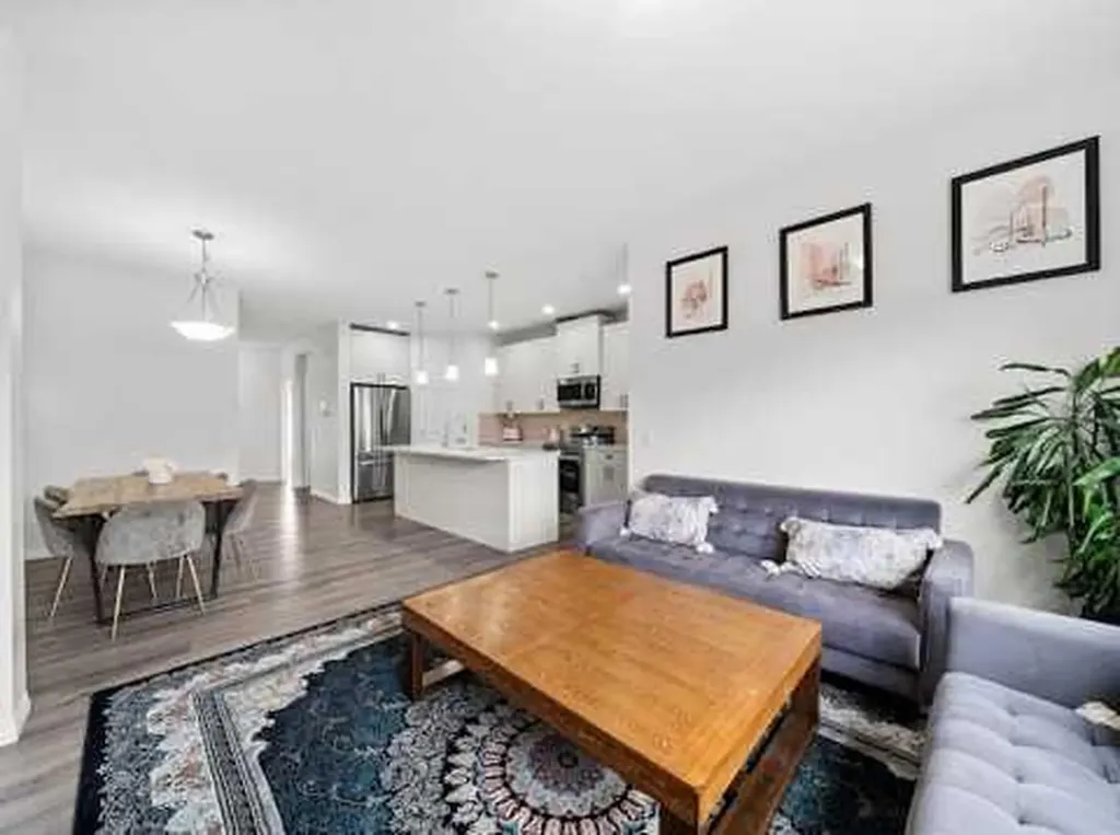 136 Lucas Street NW Calgary AB T3P1R6