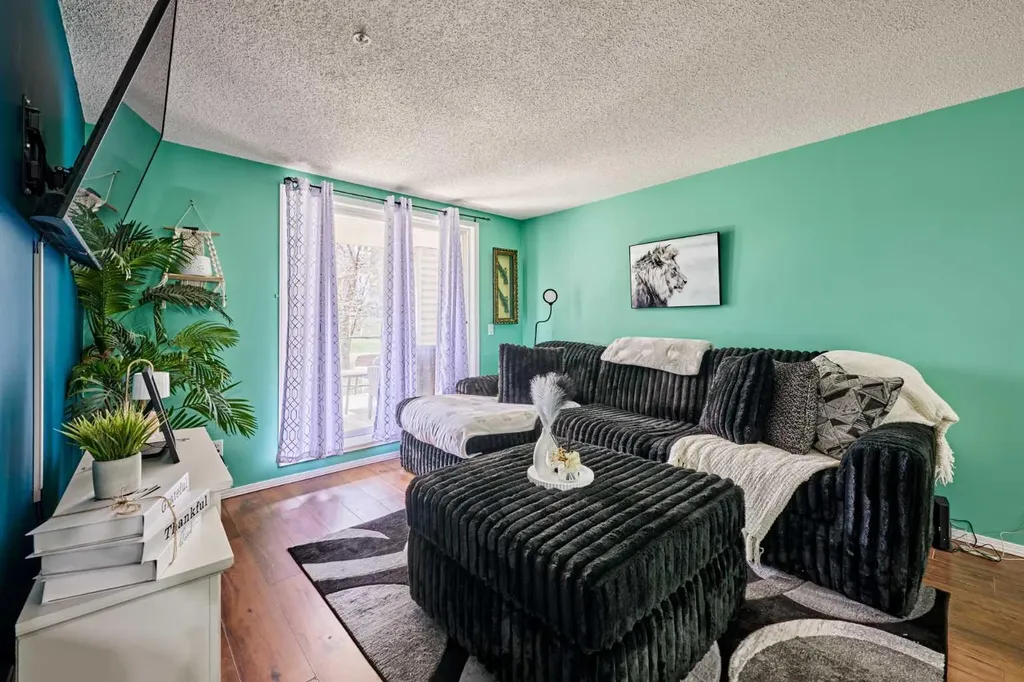 4975 130 Avenue SE Calgary AB T2Z4P1