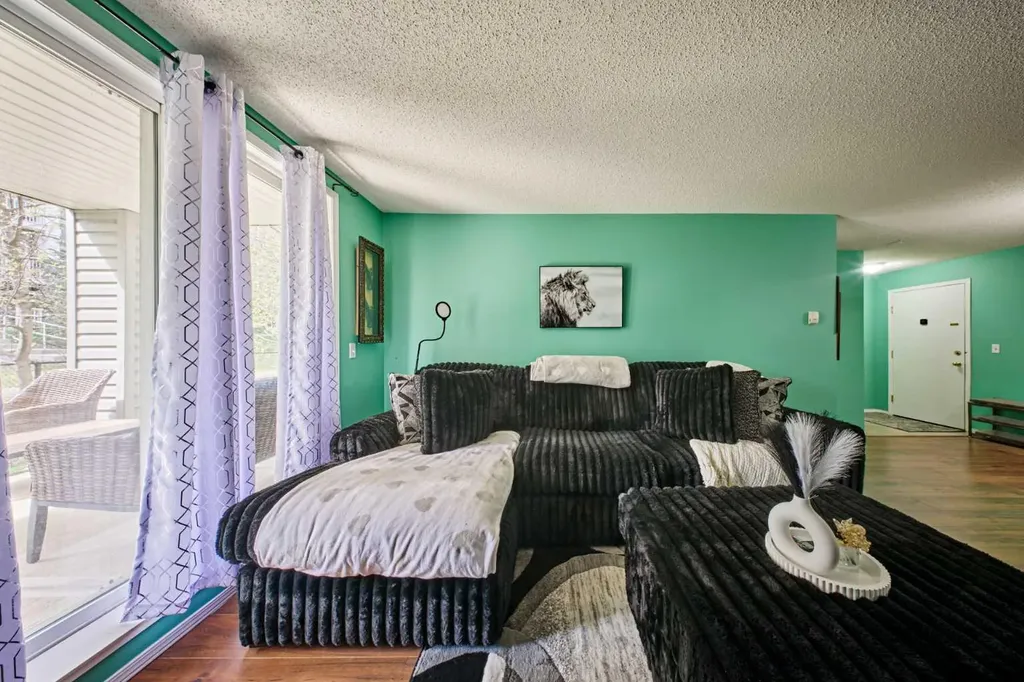 4975 130 Avenue SE Calgary AB T2Z4P1