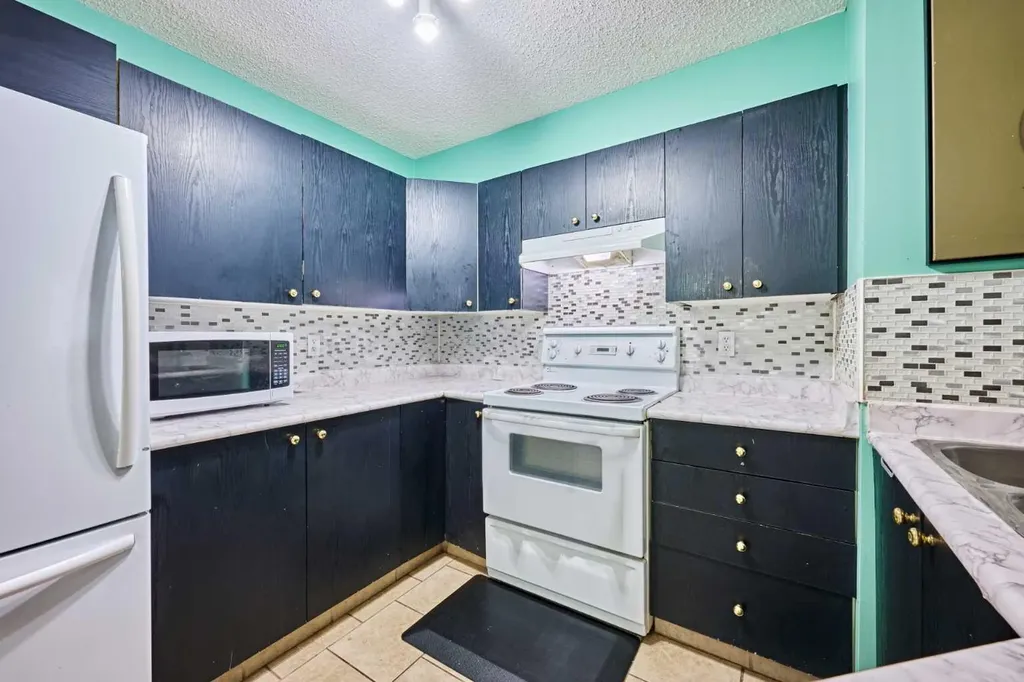 4975 130 Avenue SE Calgary AB T2Z4P1