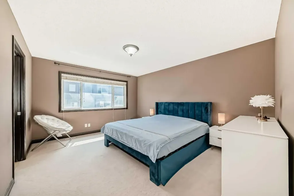 229 Panamount Road NW Calgary AB T3K 0H9