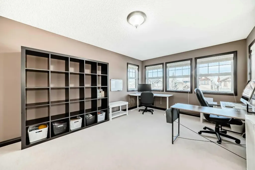 229 Panamount Road NW Calgary AB T3K 0H9