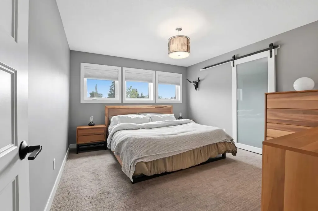 4625 48 Street Sylvan Lake AB T4S 1L4