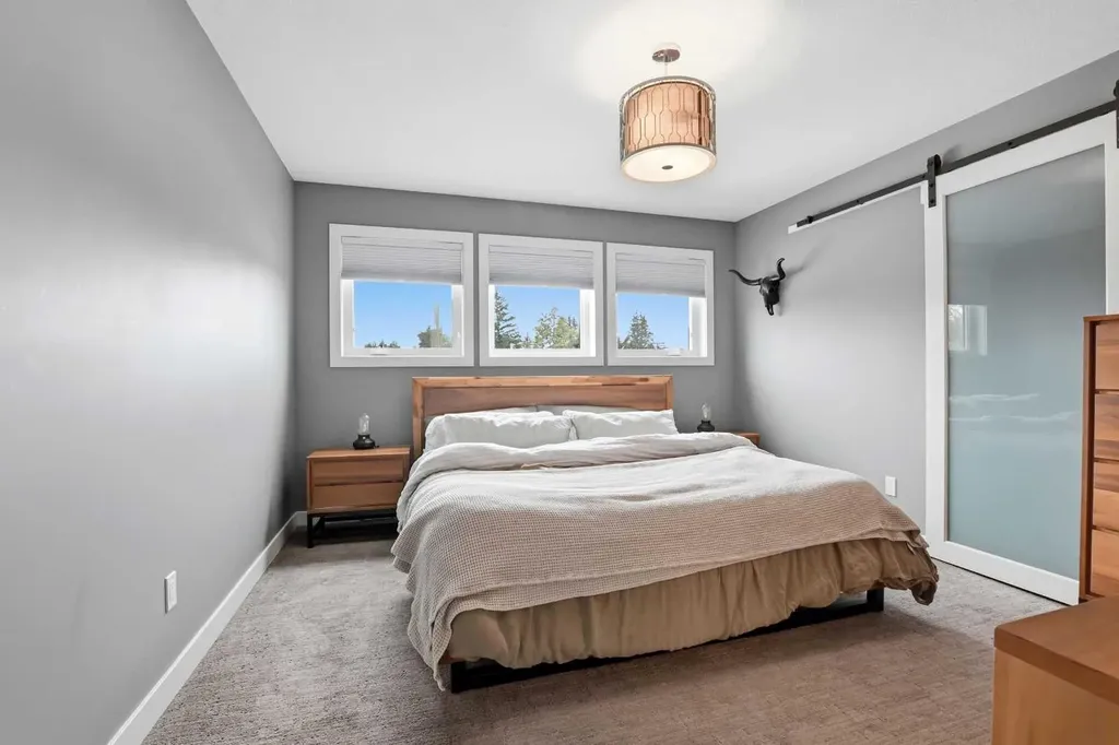 4625 48 Street Sylvan Lake AB T4S 1L4