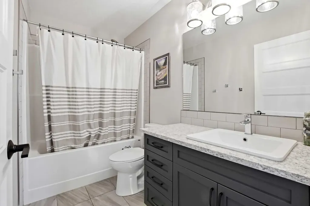 4625 48 Street Sylvan Lake AB T4S 1L4