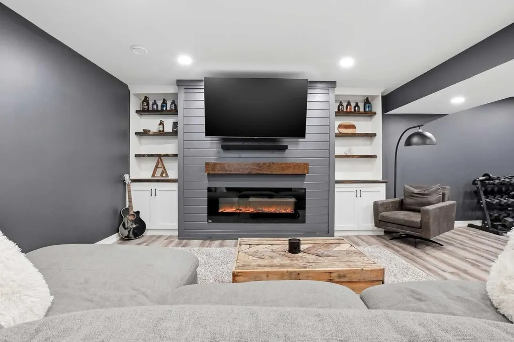 4625 48 Street Sylvan Lake AB T4S 1L4