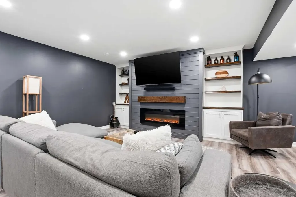 4625 48 Street Sylvan Lake AB T4S 1L4