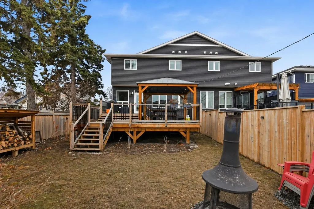 4625 48 Street Sylvan Lake AB T4S 1L4