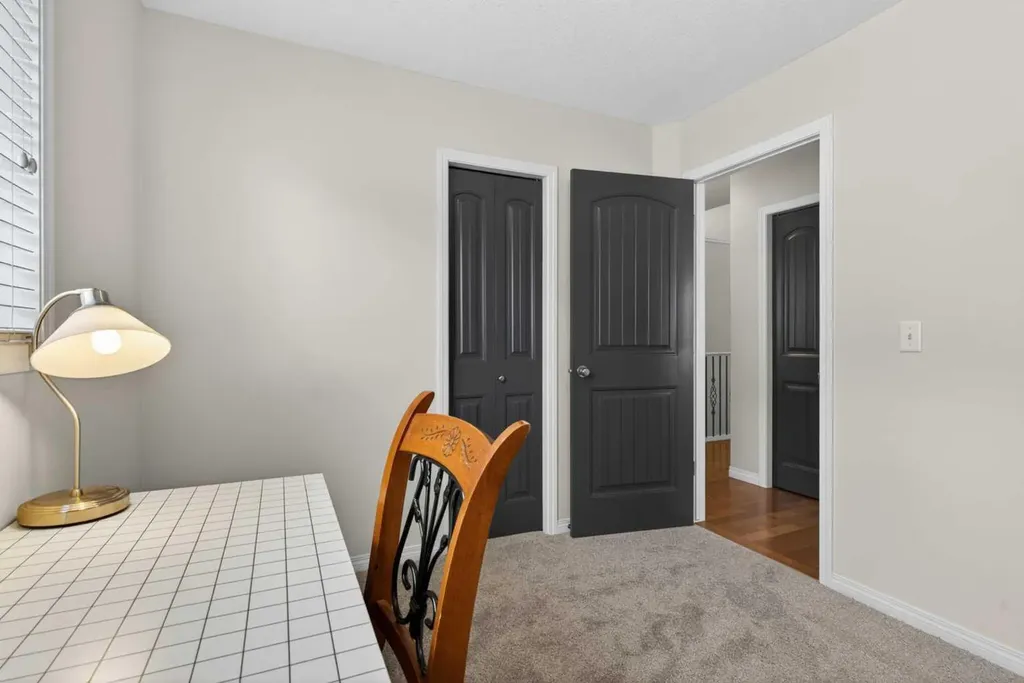412 Highland Close Strathmore AB T2A3M9