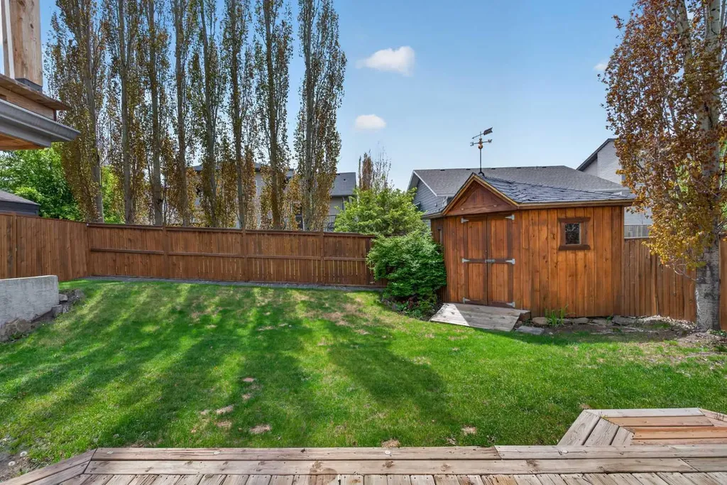 412 Highland Close Strathmore AB T2A3M9