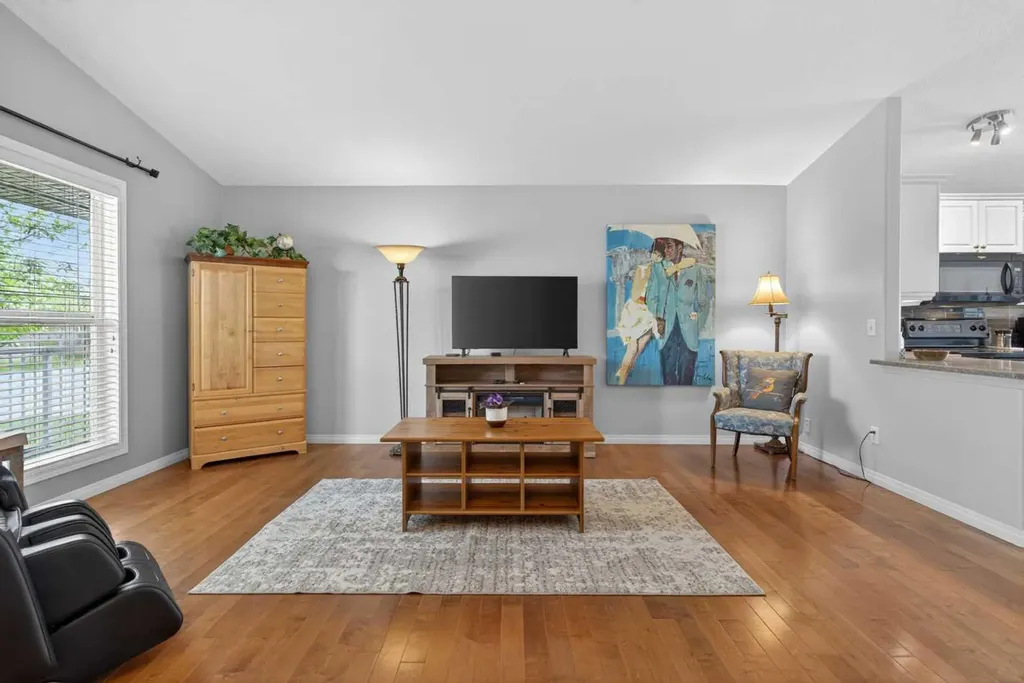412 Highland Close Strathmore AB T2A3M9
