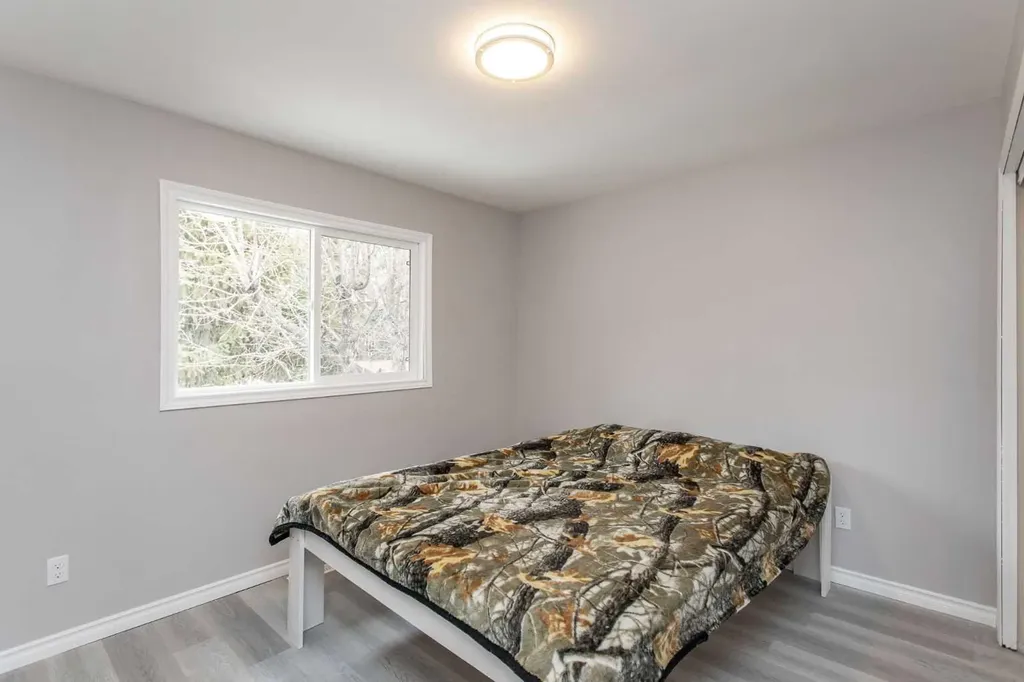 103 Westview Drive Sylvan Lake AB T4S 1H7