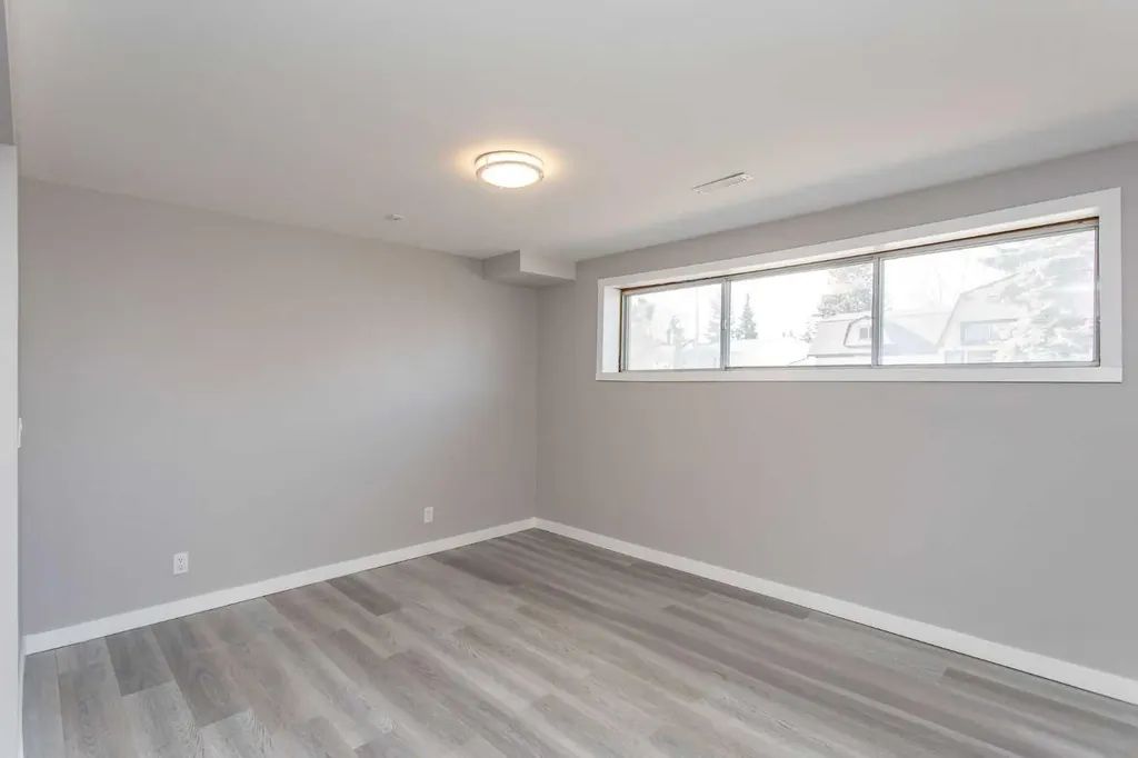 103 Westview Drive Sylvan Lake AB T4S 1H7
