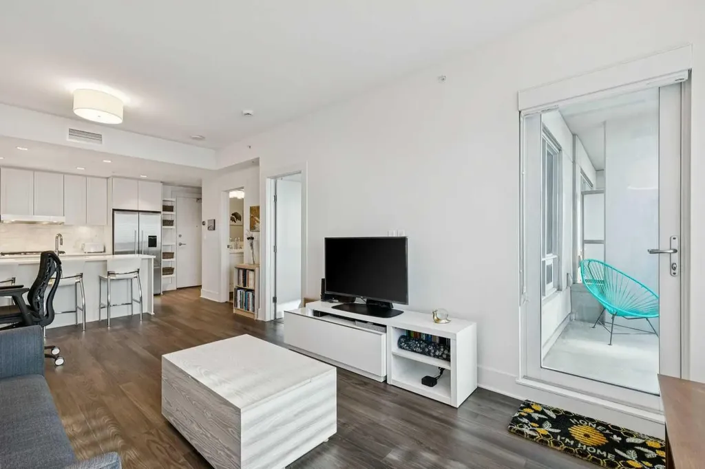 46 9 Street NE Calgary AB T2E 7Y1
