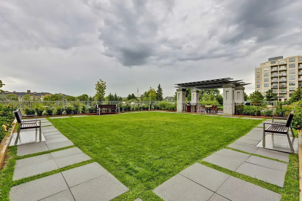 46 9 Street NE Calgary AB T2E 7Y1