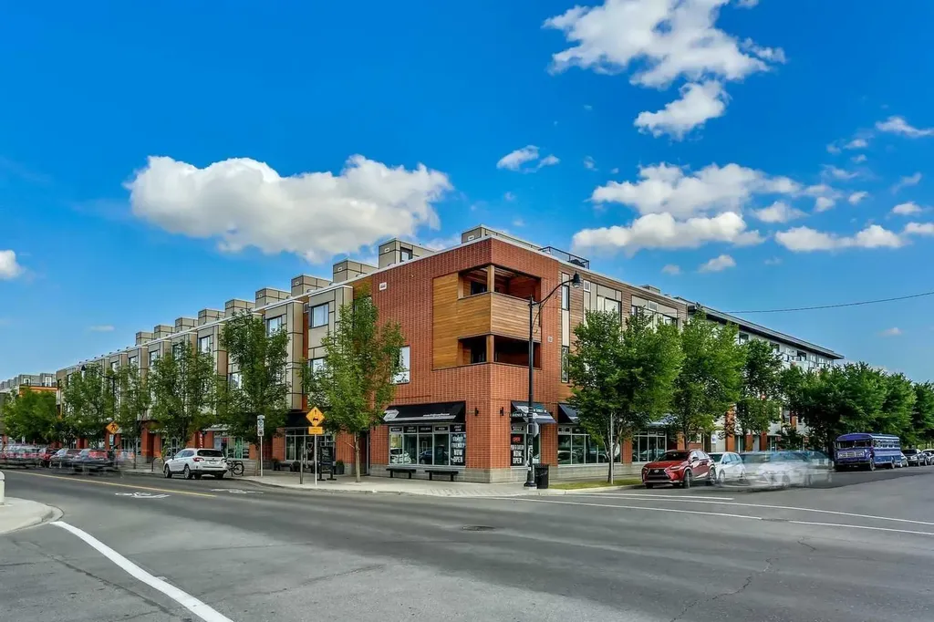 46 9 Street NE Calgary AB T2E 7Y1