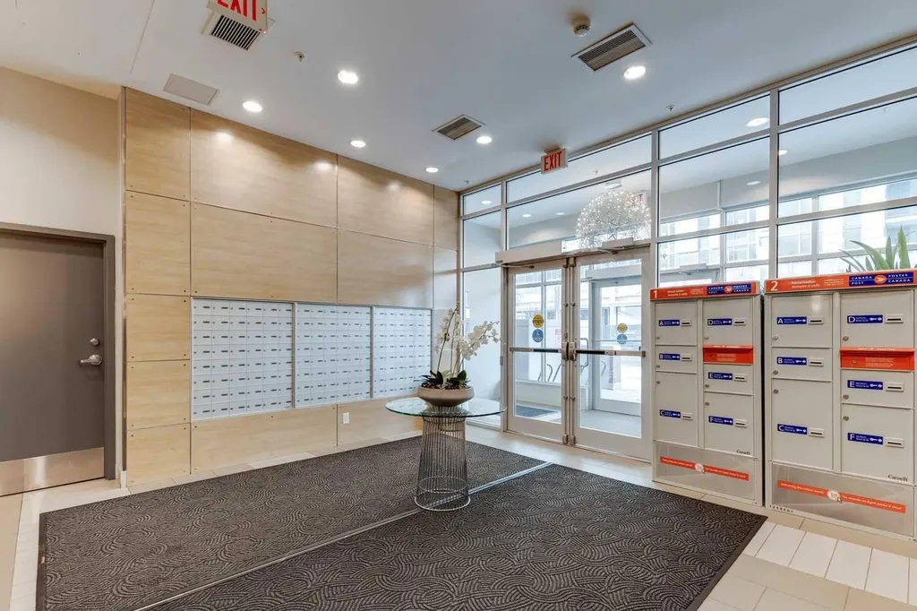 46 9 Street NE Calgary AB T2E 7Y1