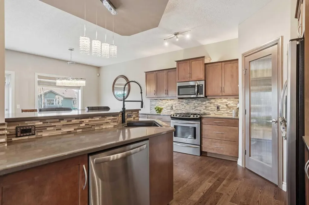 133 Aspen Stone Road SW Calgary AB T3H 5Y7
