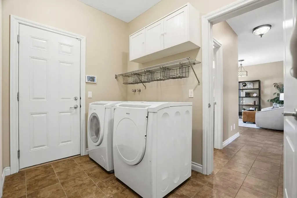 133 Aspen Stone Road SW Calgary AB T3H 5Y7