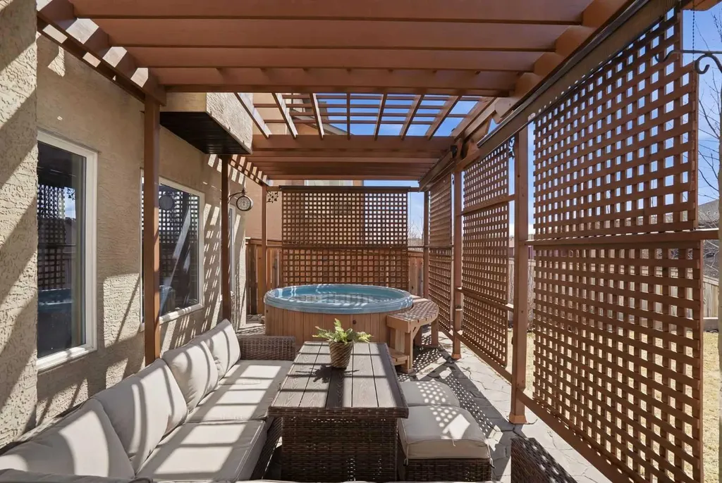 133 Aspen Stone Road SW Calgary AB T3H 5Y7